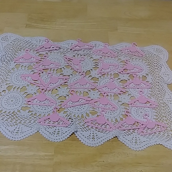 Mei Li Doll Clothes Hangers, pink - Picture 1 of 3